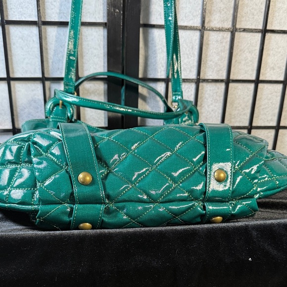 MAXX  New York Jewel Green Quilted Women's Hobo Style Bag - Picture 11 of 13